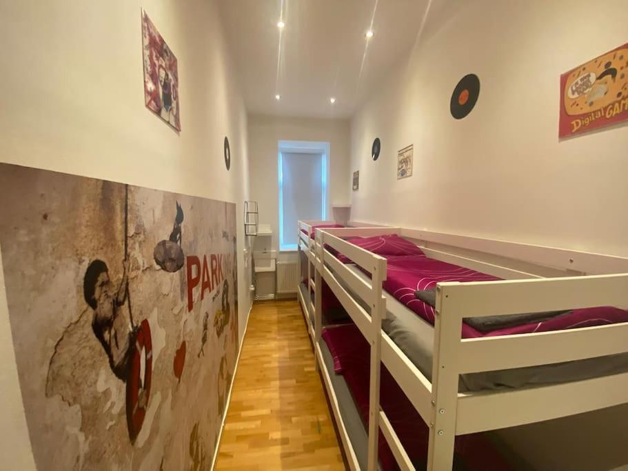 Cozy Appartm With + Airport/City Center Connection Apartment Viena Exterior foto